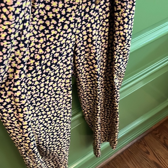 L.K.Bennett silk short sleeve long romper with tie at waist. Excellent condition - Picture 4 of 4